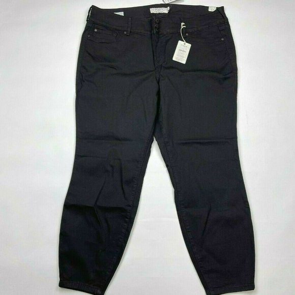 Torrid Super Stretch Jeggings Cotton Blend Zip Closure Denim Women Plus 26 NWT - Picture 2 of 12